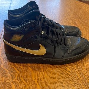 Nike Air Jordan 1 Retro OG Black Metallic Men’s Size 9.5